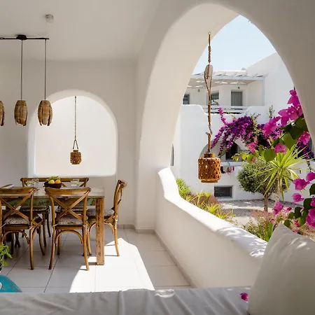 Albion, Cosy Two Storey Apartment, Stelida Naxos Semesterbostad