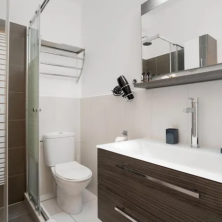 Semesterbostad Albion, Cosy Two Storey Apartment, Stelida Naxos Agios Prokopios (Naxos)