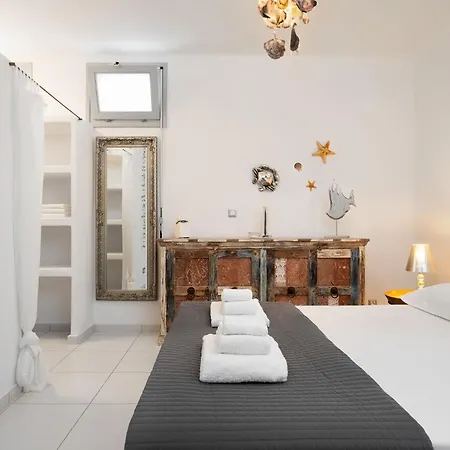 Albion, Cosy Two Storey Apartment, Stelida Naxos * Agios Prokopios (Naxos)