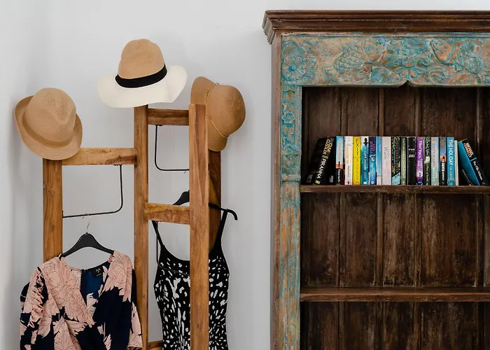 Albion, Cosy Two Storey Apartment, Stelida Naxos