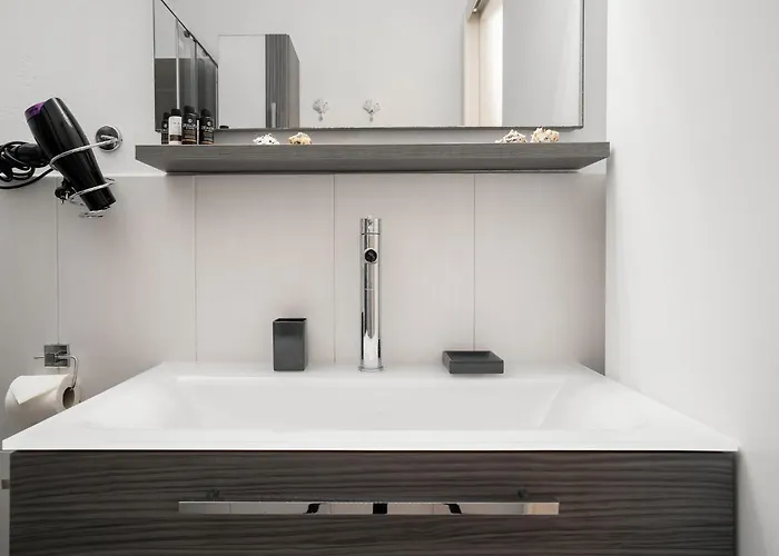 Albion, Cosy Two Storey Apartment, Stelida Naxos Агиос-Прокопиос