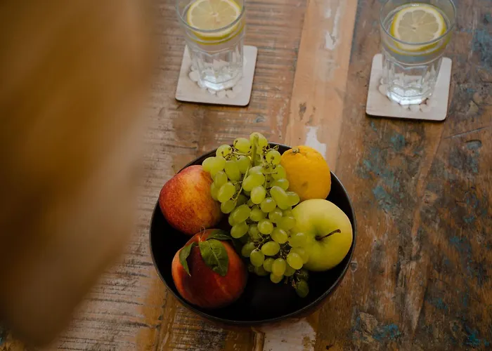 Albion, Cosy Two Storey Apartment, Stelida Naxos Hébergement de vacances *