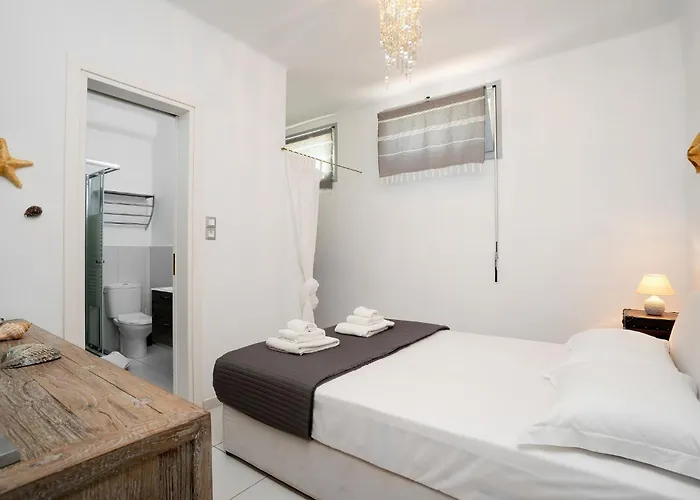 Hébergement de vacances Albion, Cosy Two Storey Apartment, Stelida Naxos *